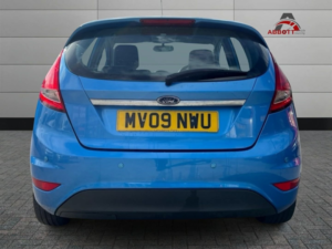 2009 Ford Fiesta 1.4 Tdci Zetec in Blue — image 4