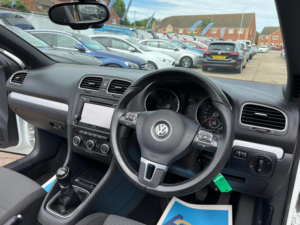 2015 Volkswagen Golf 1.4 Tsi S Cabriolet Euro 5 2dr in White — image 3