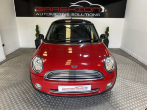 2008 MINI Hatch 1.6 Cooper Hatch in Red — image 2