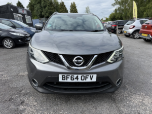 2014 Nissan Qashqai 1.5 Dci Tekna in Grey — image 2