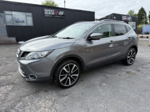 2014 Nissan Qashqai 1.5 Dci Tekna in Grey — image 6