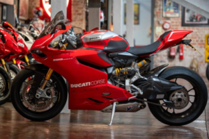 2013 Ducati 1199 Panigale 1199 R in Red — image 3