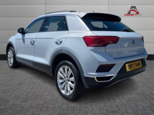 2019 Volkswagen T-Roc 2.0 Tdi Se in Silver — image 5