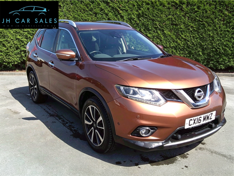 2016 Nissan X-Trail 1.6 Dci Tekna 7 SEAT in Orange — image 1