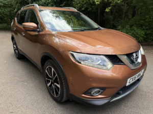 2016 Nissan X-Trail 1.6 Dci Tekna 7 SEAT in Orange — image 2