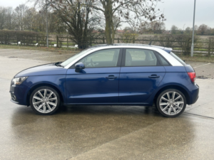 2012 Audi A1 1.6 Tdi Sport in Blue — image 5