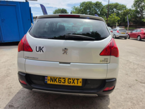 2013 Peugeot 3008 1.6 E-Hdi Allure Egc Euro 5 (s/s) 5dr in White — image 6