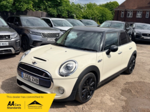2016 MINI MINI Cooper Sd in White — image 1