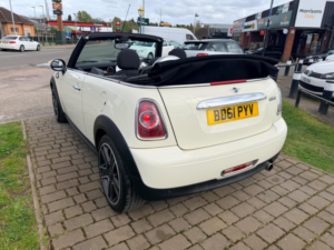 2011 MINI Convertible 1.6 Cooper Euro 5 (s/s) 2dr in White — image 2