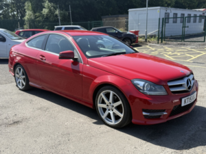 2015 Mercedes-Benz C Class 2.1 C220 Cdi Amg Sport Edition in Red — image 2
