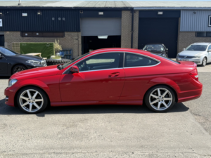 2015 Mercedes-Benz C Class 2.1 C220 Cdi Amg Sport Edition in Red — image 6