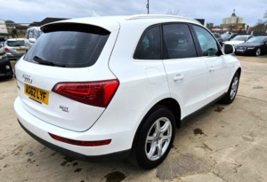 2012 Audi Q5 2.0l Tfsi Quattro-Automatic-Ulez/caz Pass-Free 18months Gold Warranty & 12 Months Aa Breakdown Cover in White — image 4