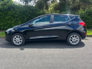 2018 Ford Fiesta 1.1 Ti-Vct Zetec Euro 6 (s/s) 5dr in Black — image 2
