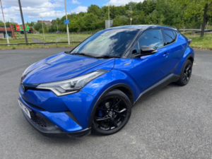 2017 Toyota C-Hr 1.8 Vvt-H Dynamic CVT Euro 6 (s/s) 5dr in Blue — image 3