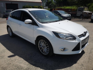 2013 Ford Focus 1.0 T Ecoboost Zetec in White — image 2