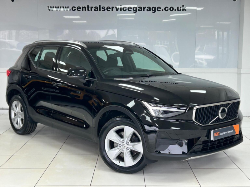 2022 Volvo Xc40 2.0 B3 Mhev Core Dct Auto Euro 6 (s/s) 5dr in Black — image 1