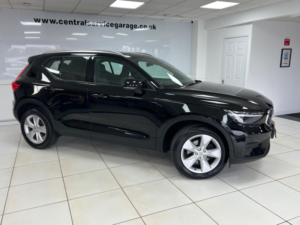 2022 Volvo Xc40 2.0 B3 Mhev Core Dct Auto Euro 6 (s/s) 5dr in Black — image 4