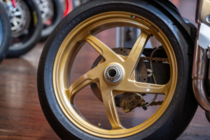 2000 Ducati 748 R Stunning Example in Yellow — image 6