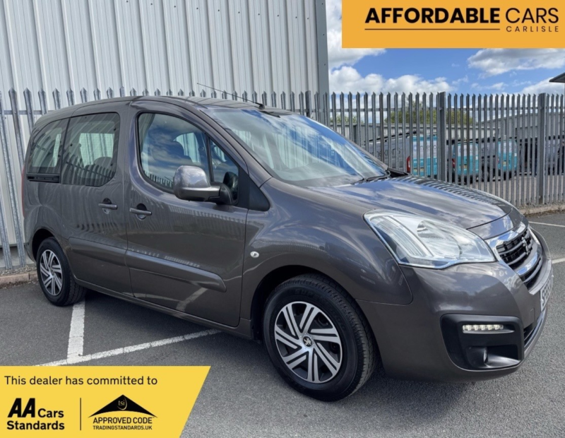 2015 Peugeot Partner Tepee 1.6 Active Horizon Wheel Chair Access Vehicle in Grey — image 1
