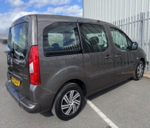 2015 Peugeot Partner Tepee 1.6 Active Horizon Wheel Chair Access Vehicle in Grey — image 5