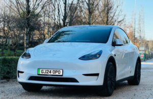 2024 Tesla Model Y Auto Rwd 5dr in White — image 2