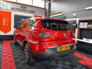 2017 Renault Kadjar 1.5 Dci Signature S Nav Euro 6 (s/s) 5dr in Red — image 4