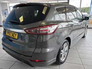 2017 Ford S-Max 2.0 Tdci Titanium in Grey — image 4