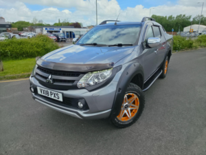2018 Mitsubishi L200 2.4 Di-D Dc Barbarian Svp Ii Auto 4WD Euro 6 4dr in Grey — image 4