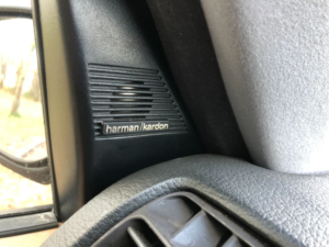 2002 Land Rover Range Rover Dab - Phone Preperation - Audio Upgrade in Black — image 3