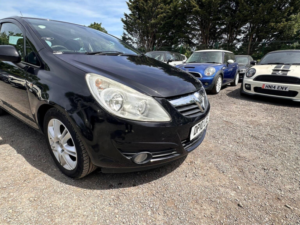 2010 Vauxhall Corsa 1.4i 16v Se 5dr (a/c) in Black — image 6