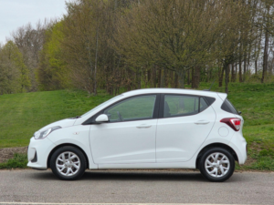 2017 Hyundai I10 1.2 Se Euro 6 5dr in White — image 4