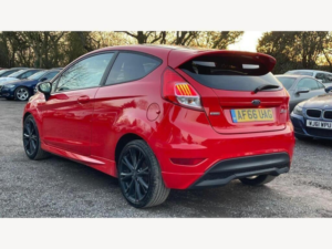 2016 Ford Fiesta 1.0t Ecoboost St-Line Euro 6 (s/s) 3dr in Red — image 4