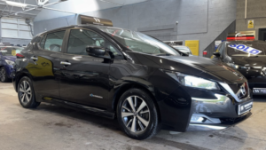 2018 Nissan Leaf 40kwh Acenta Electric Automatic Black 5dr 1 Keeper+satnav+cruise in Black — image 4