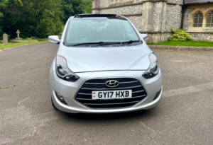 2017 Hyundai Ix20 1.6 Premium Nav Auto Euro 6 5dr in Silver — image 2