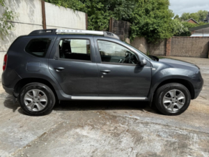 2017 Dacia Duster 1.5 Laureate Dci 110 4x2 in Grey — image 3