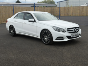 2016 Mercedes-Benz E Class 2.1 E220 Bluetec Se in White — image 2