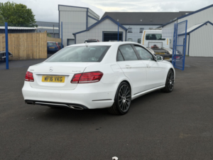 2016 Mercedes-Benz E Class 2.1 E220 Bluetec Se in White — image 6