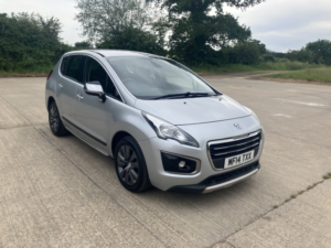 2014 Peugeot 3008 1.6 Hdi Active in Silver — image 2