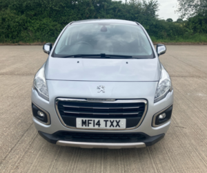 2014 Peugeot 3008 1.6 Hdi Active in Silver — image 5