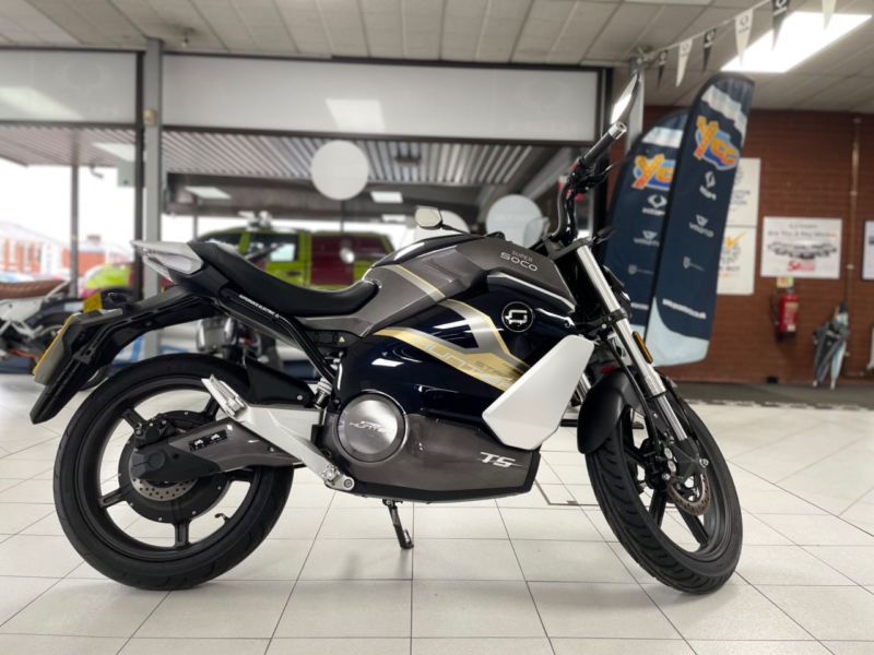 2022 Vmoto Ts Street Hunter Naked Electric Wheel-Hub Engine Euro 5 (3 Ps) in Blue — image 1