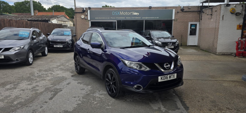 2016 Nissan Qashqai 1.6 Dci Tekna in Blue — image 1