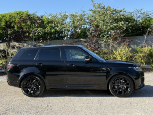 2021 Land Rover Range Rover Sport 3.0 D300 Mhev Hse Dynamic in Black — image 2