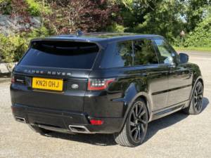 2021 Land Rover Range Rover Sport 3.0 D300 Mhev Hse Dynamic in Black — image 3
