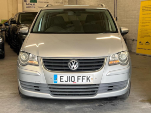 2010 Volkswagen Touran 1.9 Tdi Match MPV 5dr Diesel Manual (7 Seats) (156 G/km, 103 Bhp) in Silver — image 2