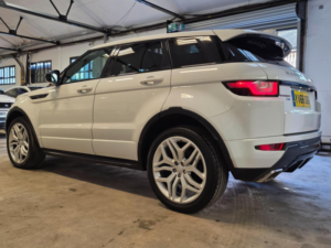 2019 Land Rover Range Rover Evoque 2.0 Td4 Hse Dynamic Auto 4WD Euro 6 (s/s) 5dr in White — image 6