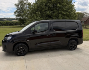 2020 Citroen Berlingo 1.5 Bluehdi 950 Driver Xl in Black — image 6