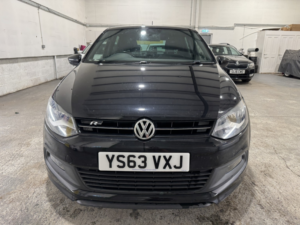 2014 Volkswagen Polo 1.2 Tsi R-Line in Black — image 2