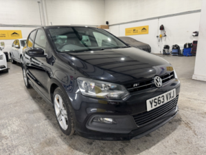2014 Volkswagen Polo 1.2 Tsi R-Line in Black — image 3