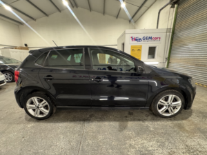 2014 Volkswagen Polo 1.2 Tsi R-Line in Black — image 4