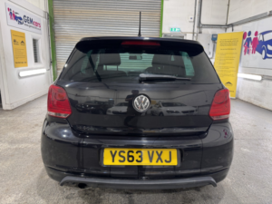 2014 Volkswagen Polo 1.2 Tsi R-Line in Black — image 6